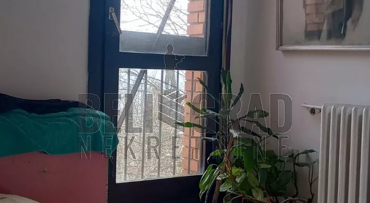 Četvoroiposoban stan | 4zida
