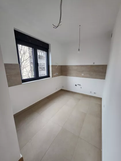 Dragačevska 9 | 4zida.rs