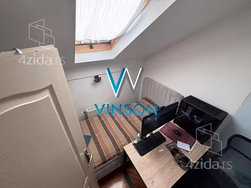 Troiposoban stan | 4zida