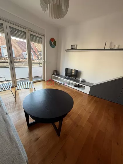 Kalenić pijaca | 4zida.rs