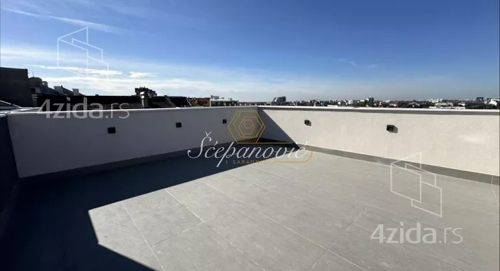 Petosoban stan | 4zida