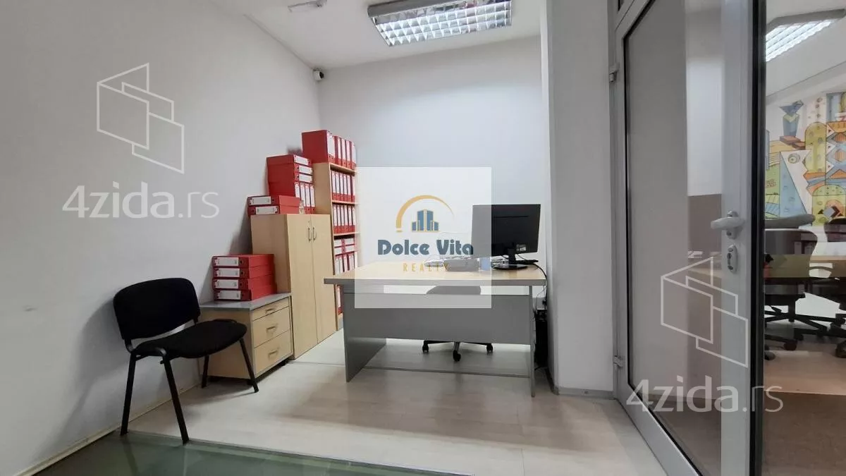 Poslovni prostor | 4zida