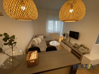 Bulevar Oslobođenja | 4zida.rs