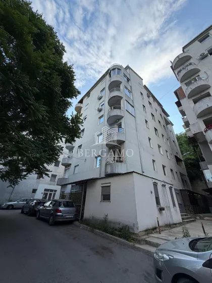 Mome Stanojlovića | 4zida.rs