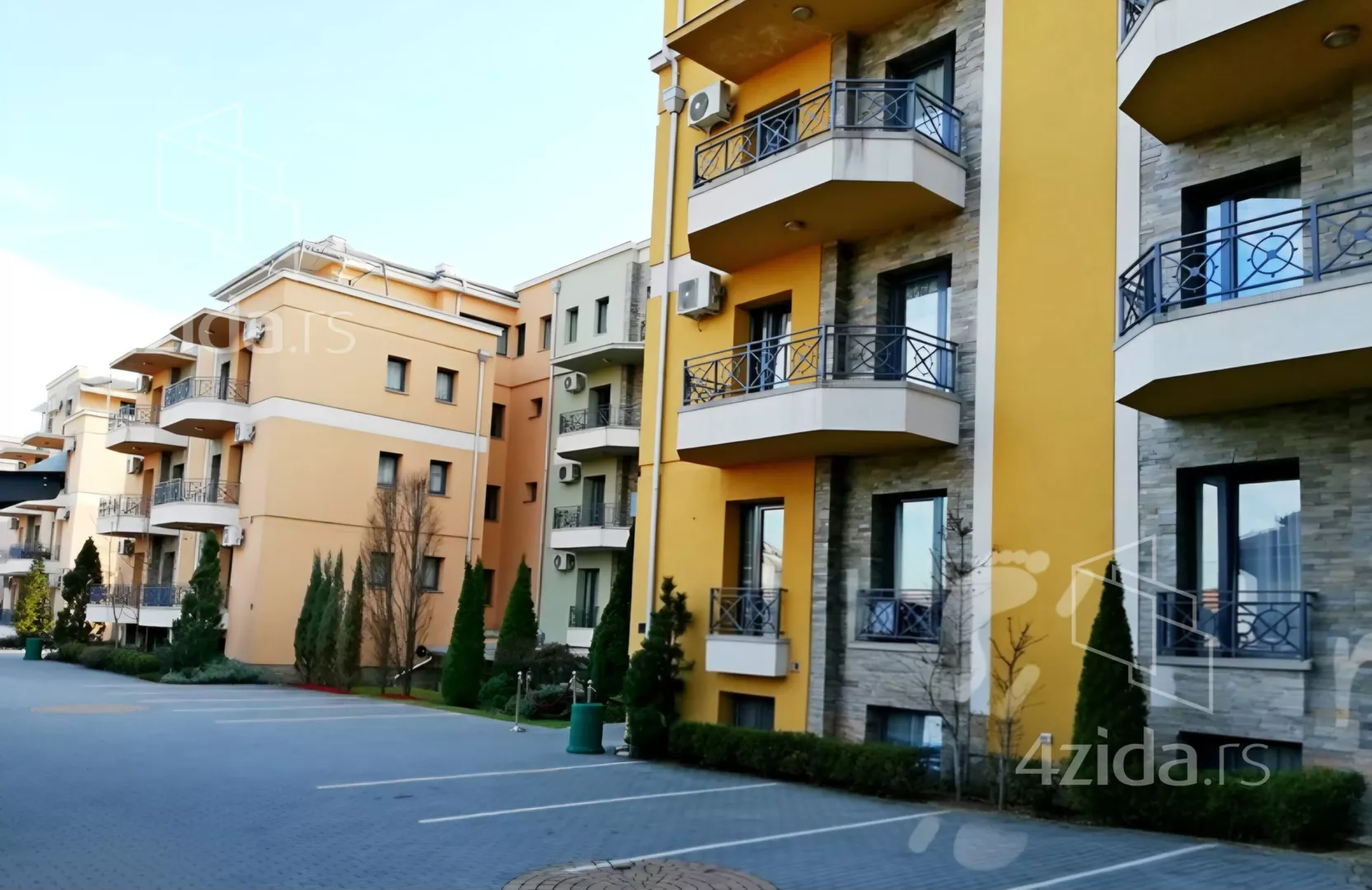 Jednoiposoban stan | 4zida