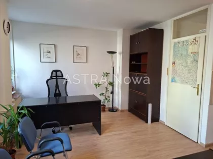 Crveni Krst Vračar | 4zida.rs