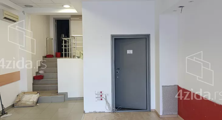 Poslovni prostor | 4zida