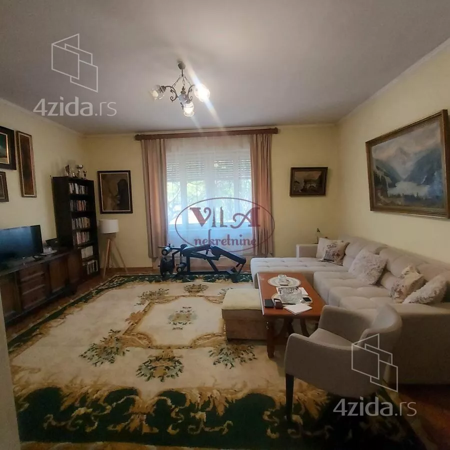 Kuća | 4zida