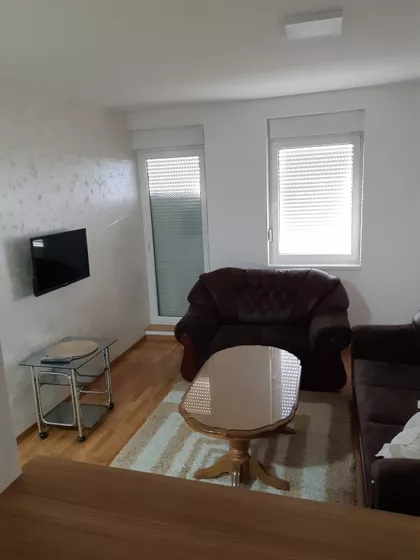 Olge Hadžić 14 | 4zida.rs