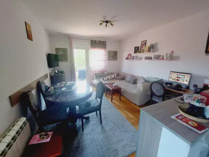 Marička 37 | 4zida.rs