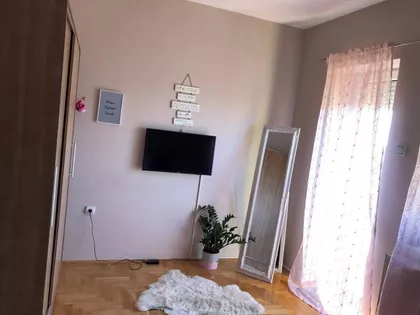 Antona Aškerca 42 | 4zida.rs