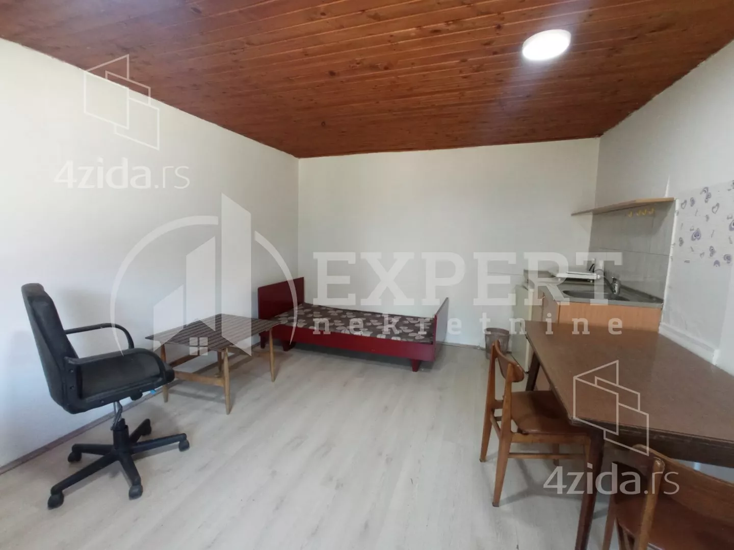 Garsonjera | 4zida