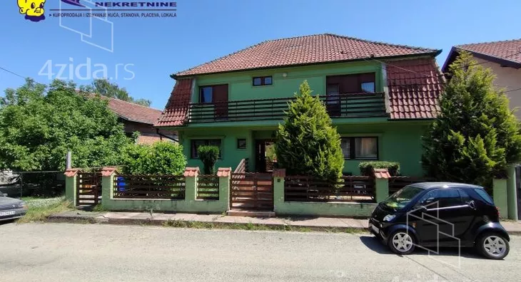 Kuća | 4zida