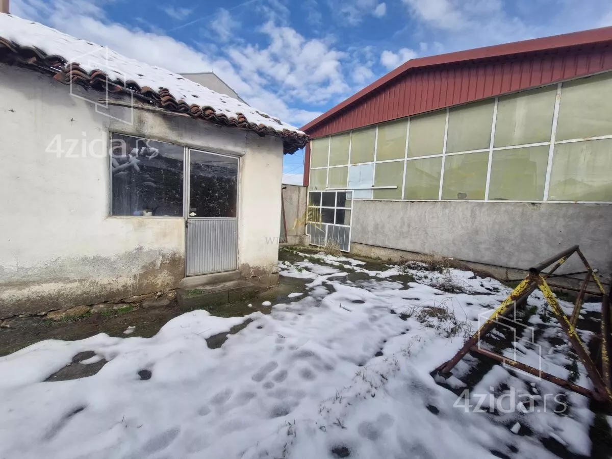 Poslovni prostor | 4zida