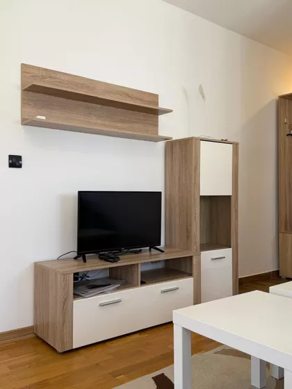 Vojvode Vlahovića | 4zida.rs