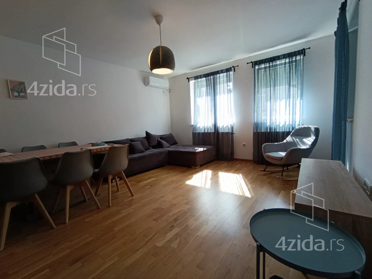 Troiposoban stan | 4zida