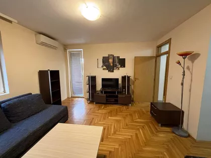 Janka Veselinovića | 4zida.rs