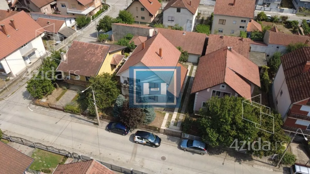 Kuća | 4zida