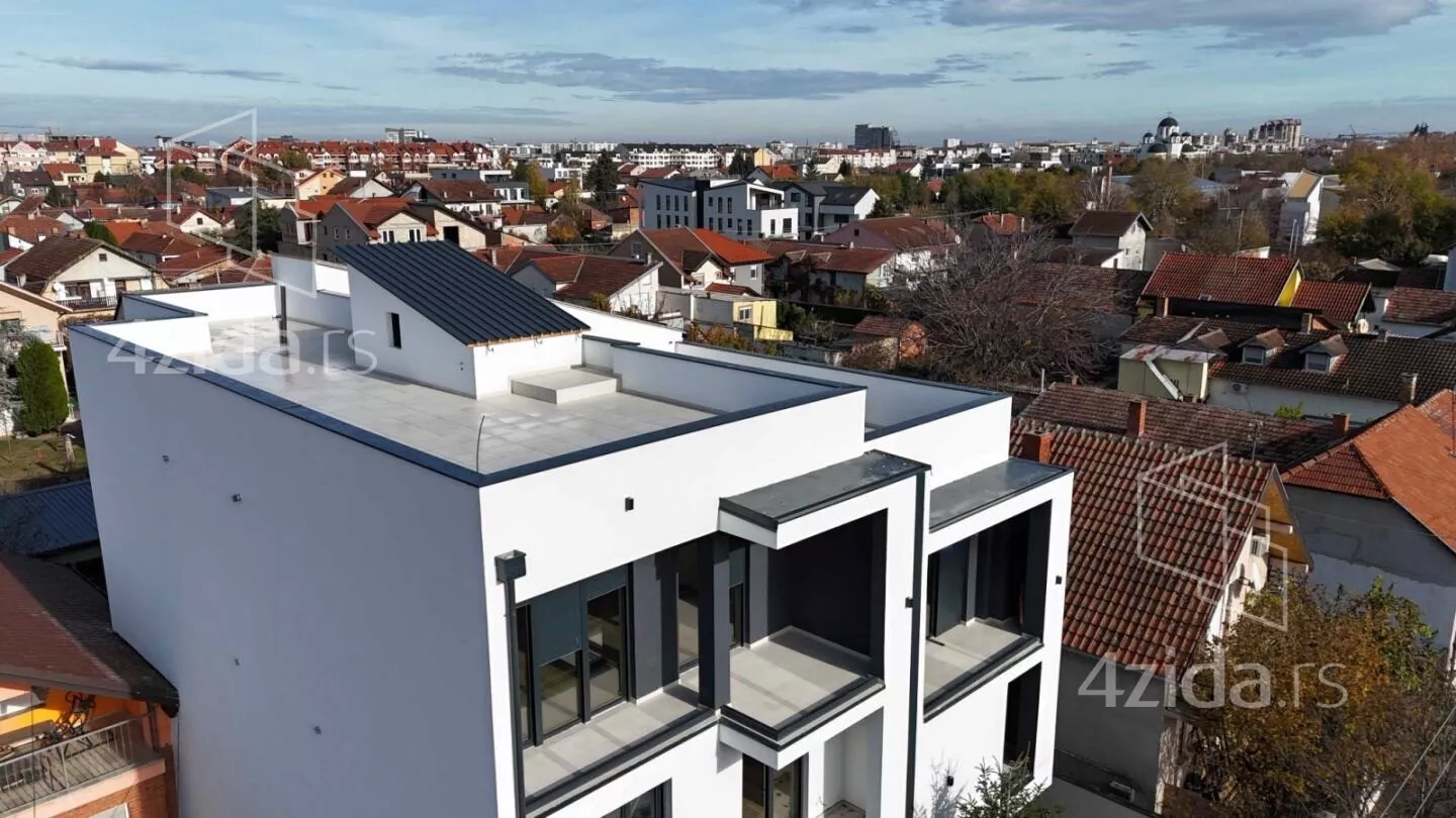 Četvorosoban stan | 4zida