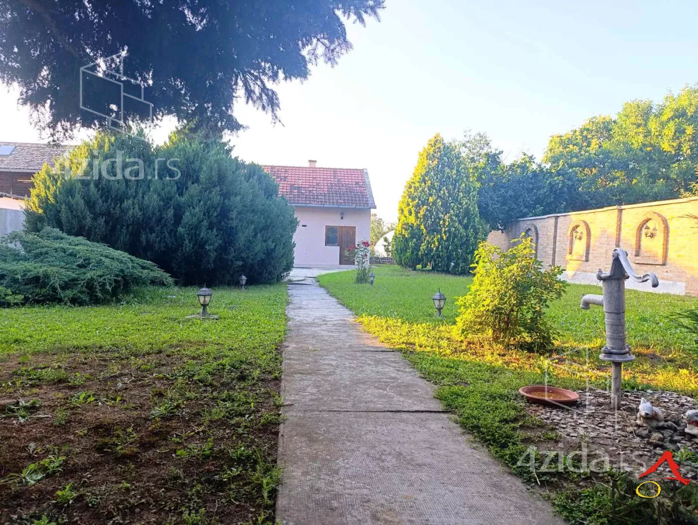 Kuća | 4zida