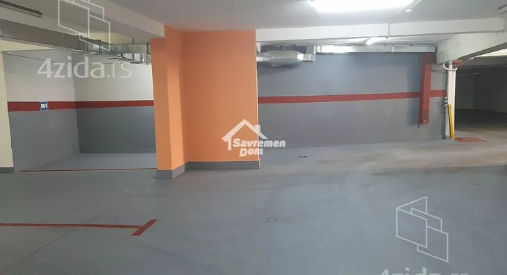 Garaža | 4zida