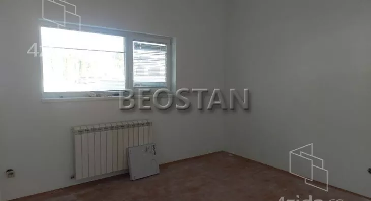 Šestosoban stan | 4zida