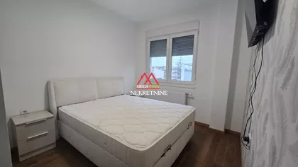 Heroja Pinkija | 4zida.rs