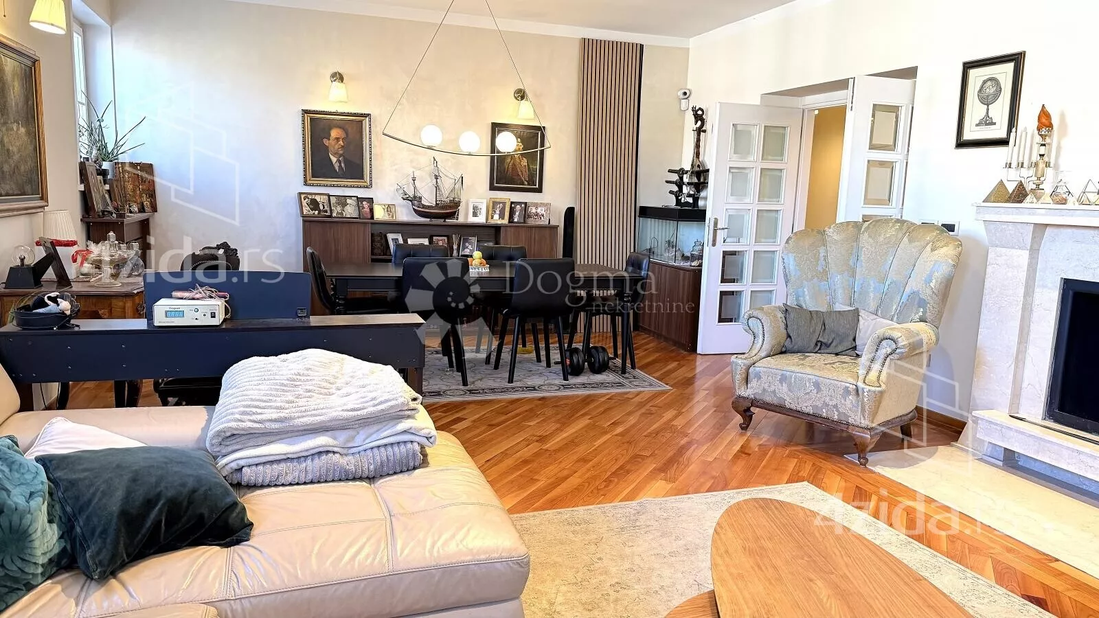 Petosoban stan | 4zida