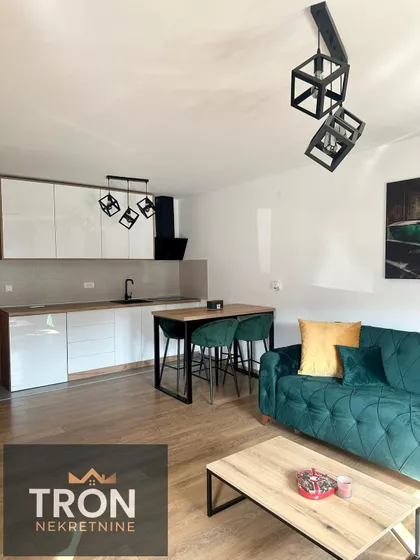 Gradske lokacije | 4zida.rs