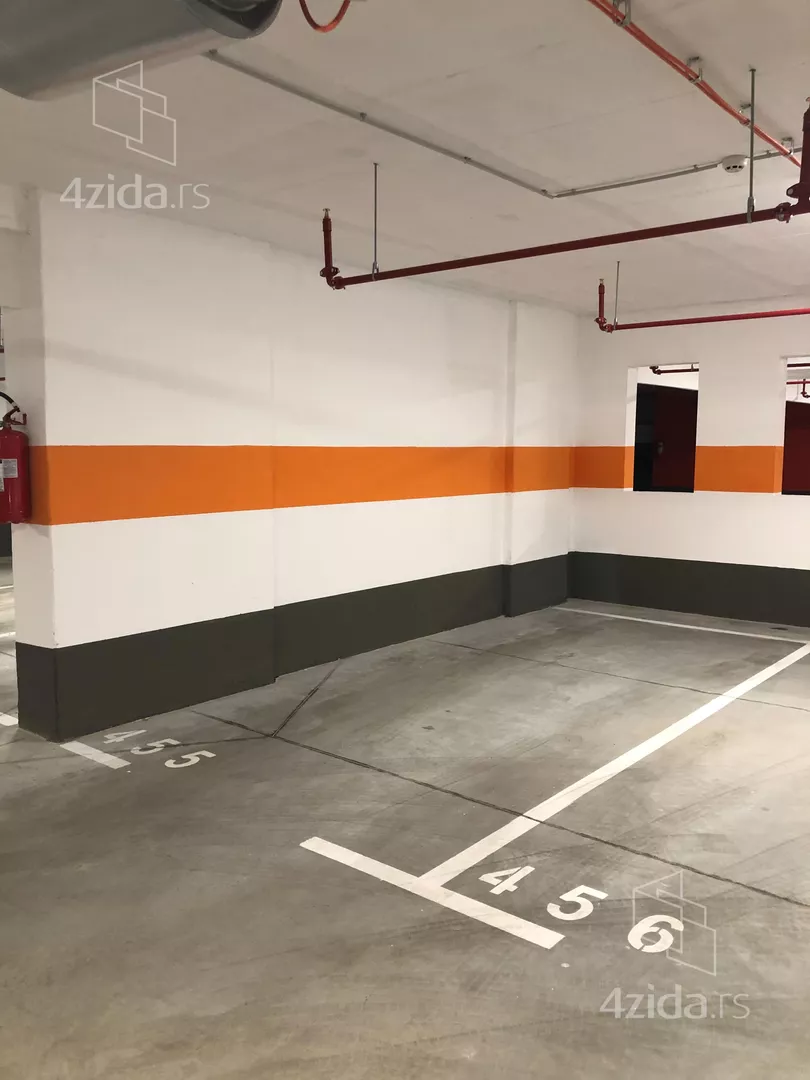 Garaža | 4zida