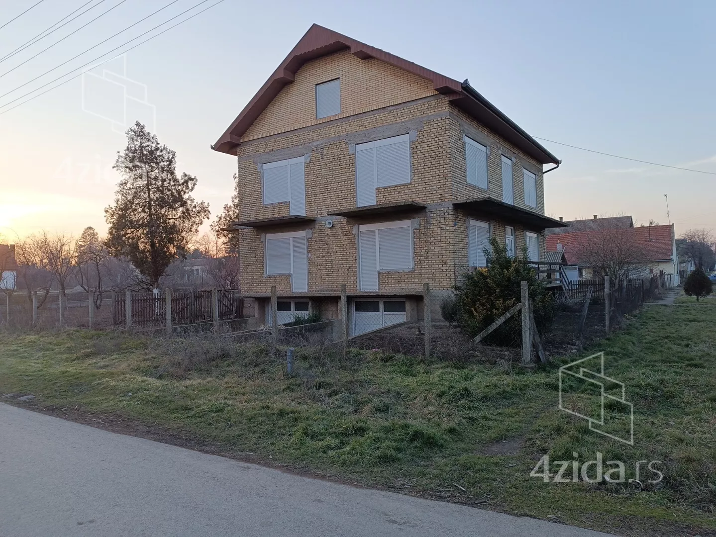 4-etažna kuća | 4zida