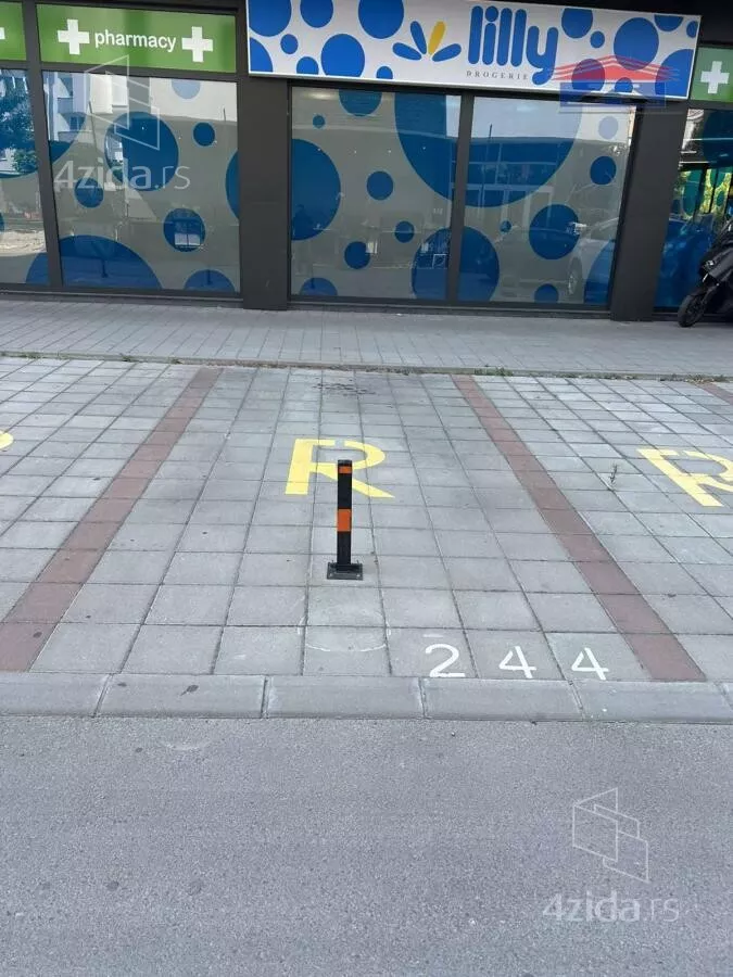 Parking | 4zida