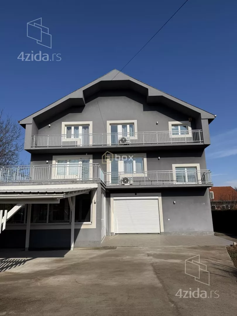 Poslovna zgrada | 4zida