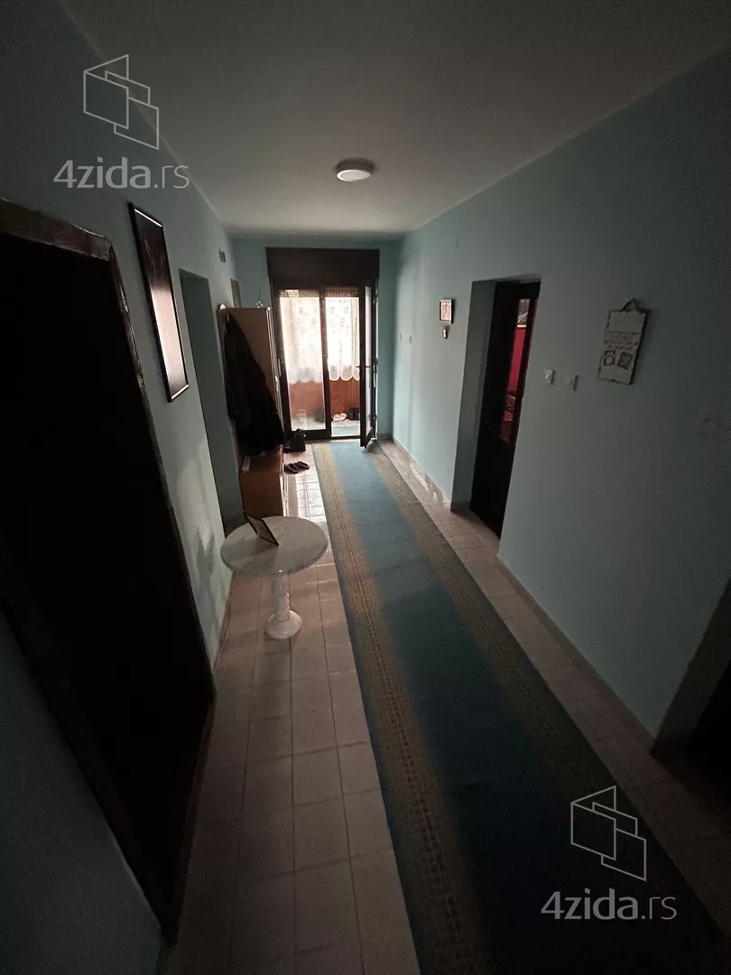 3-etažna kuća | 4zida