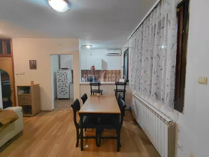 Milana Uzelca | 4zida.rs