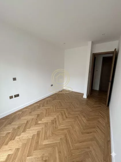 Crveni Krst Vračar | 4zida.rs