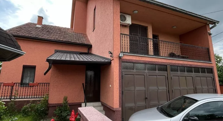 3-etažna kuća | 4zida