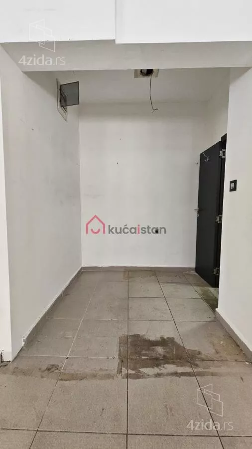 Lokal | 4zida