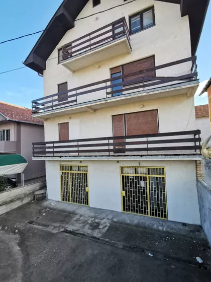 Franše D Eperea | 4zida.rs
