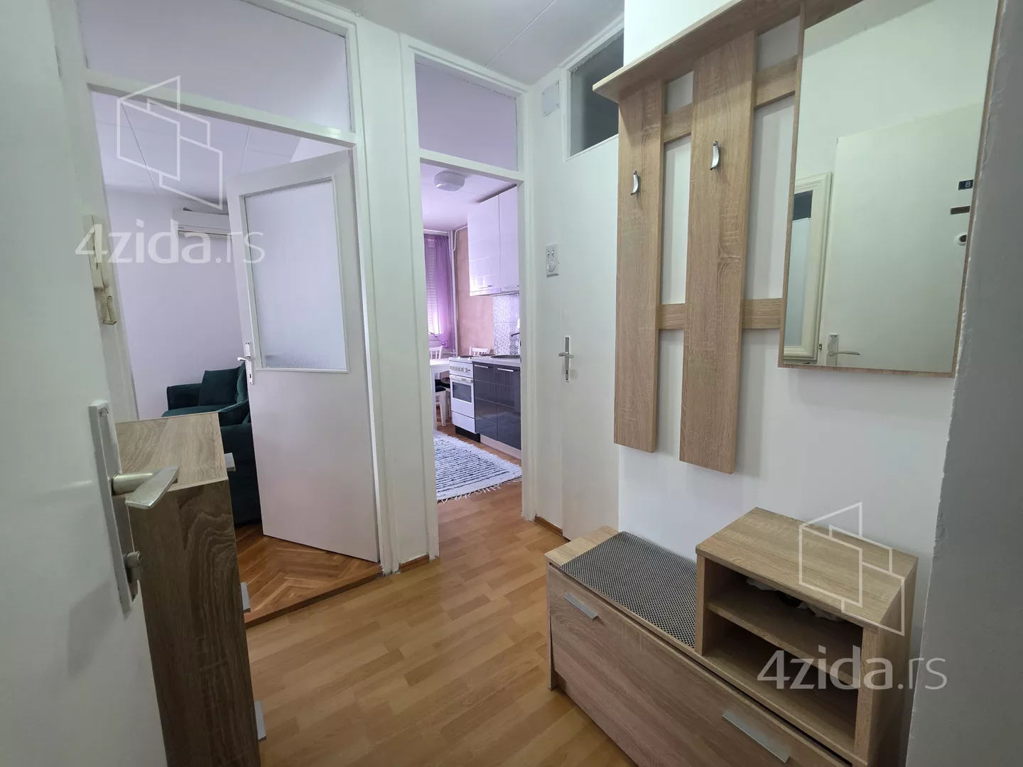 Jednoiposoban stan | 4zida