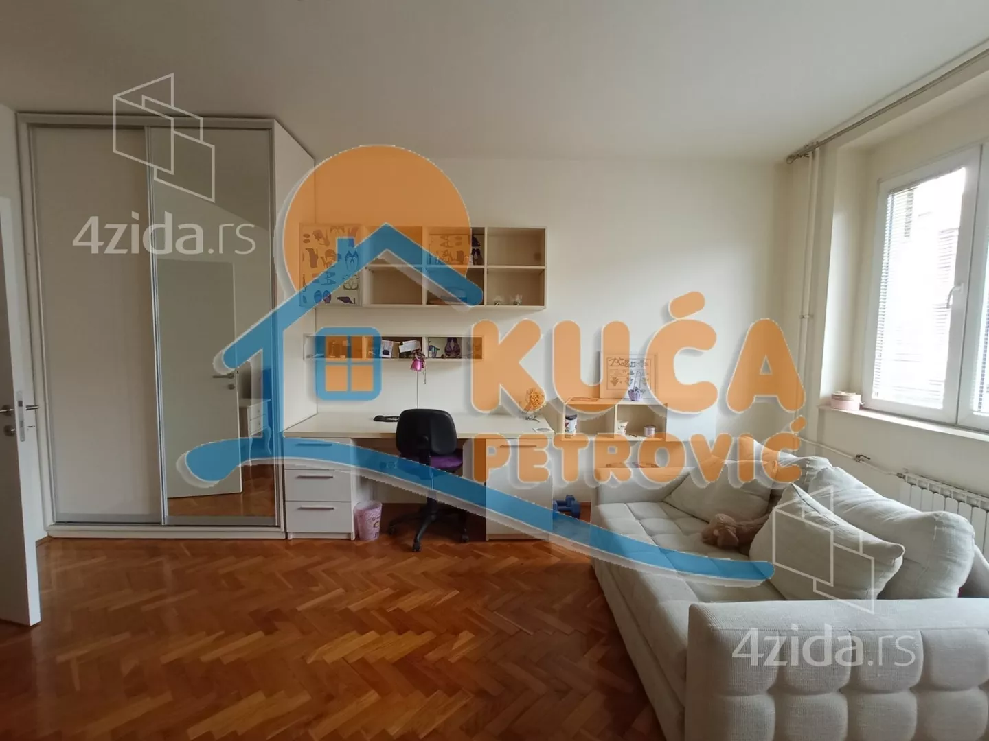 Troiposoban stan | 4zida