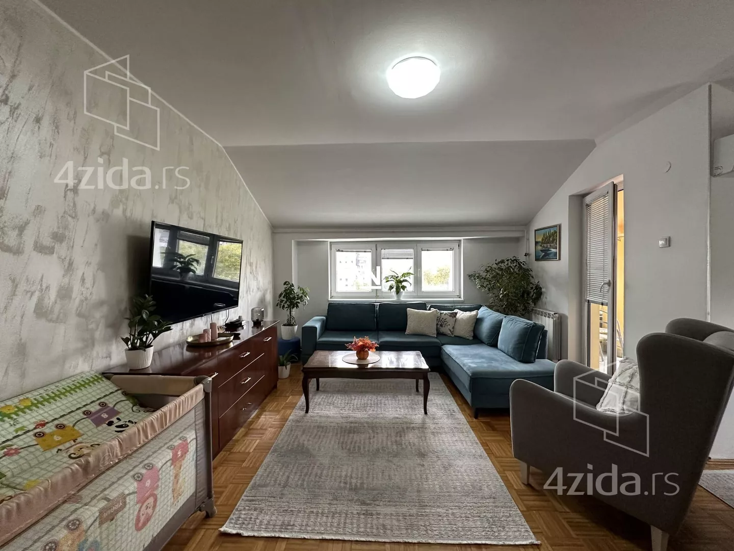 Četvorosoban stan | 4zida