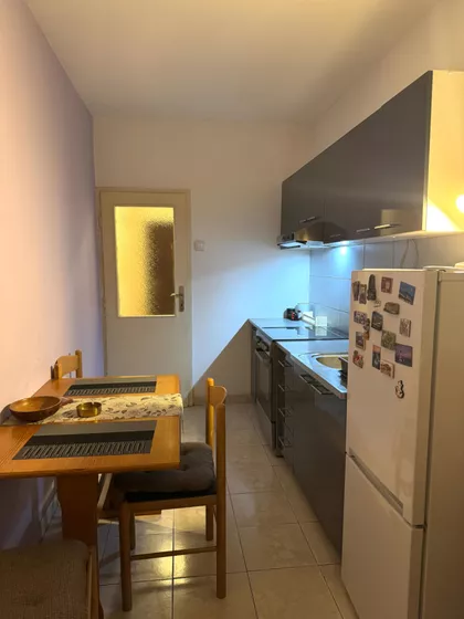Džona Kenedija 33 | 4zida.rs