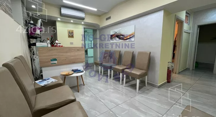 Poslovni prostor | 4zida