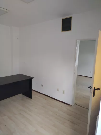 Paunova 12B | 4zida.rs