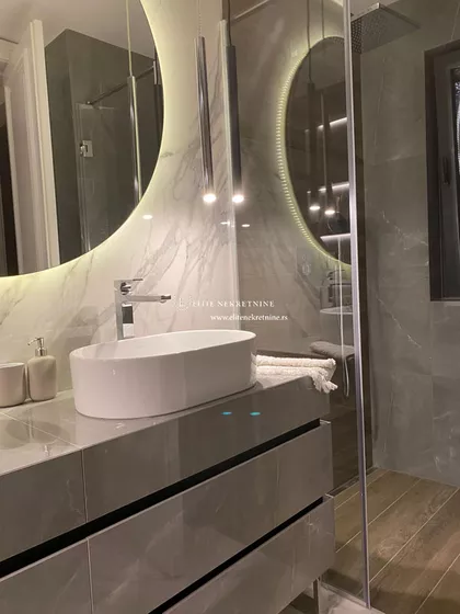 Hram Svetog Save | 4zida.rs