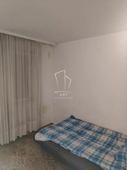 22. oktobra | 4zida.rs