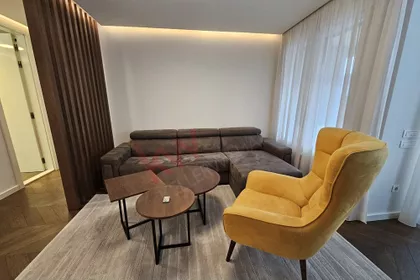 Tadije Sondermajera | 4zida.rs