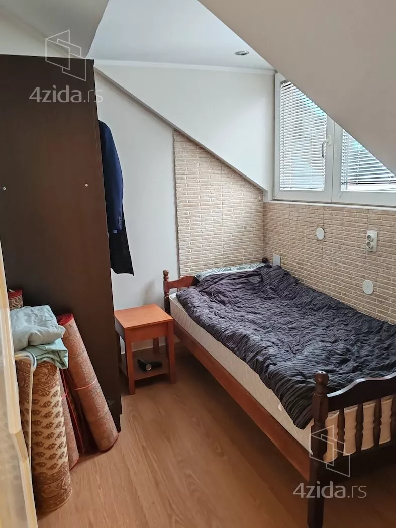 Šestosoban stan | 4zida