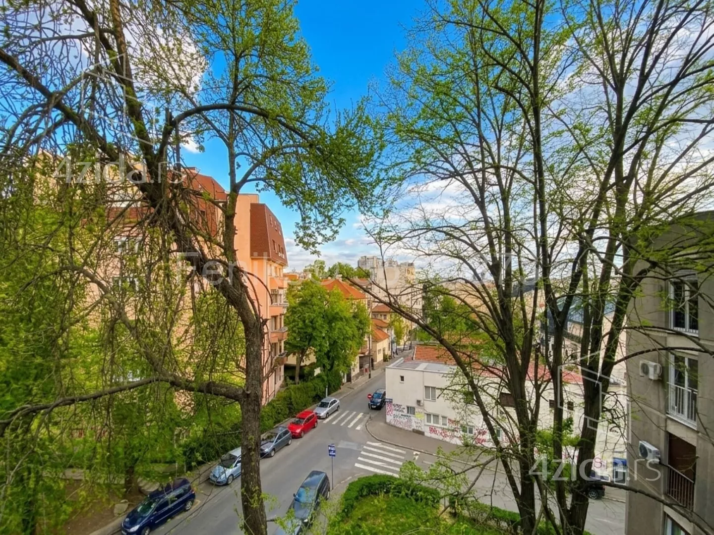 Troiposoban stan | 4zida